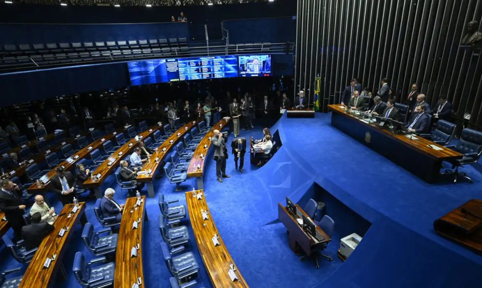 Partido Liberal mais próximo da presidência do Senado