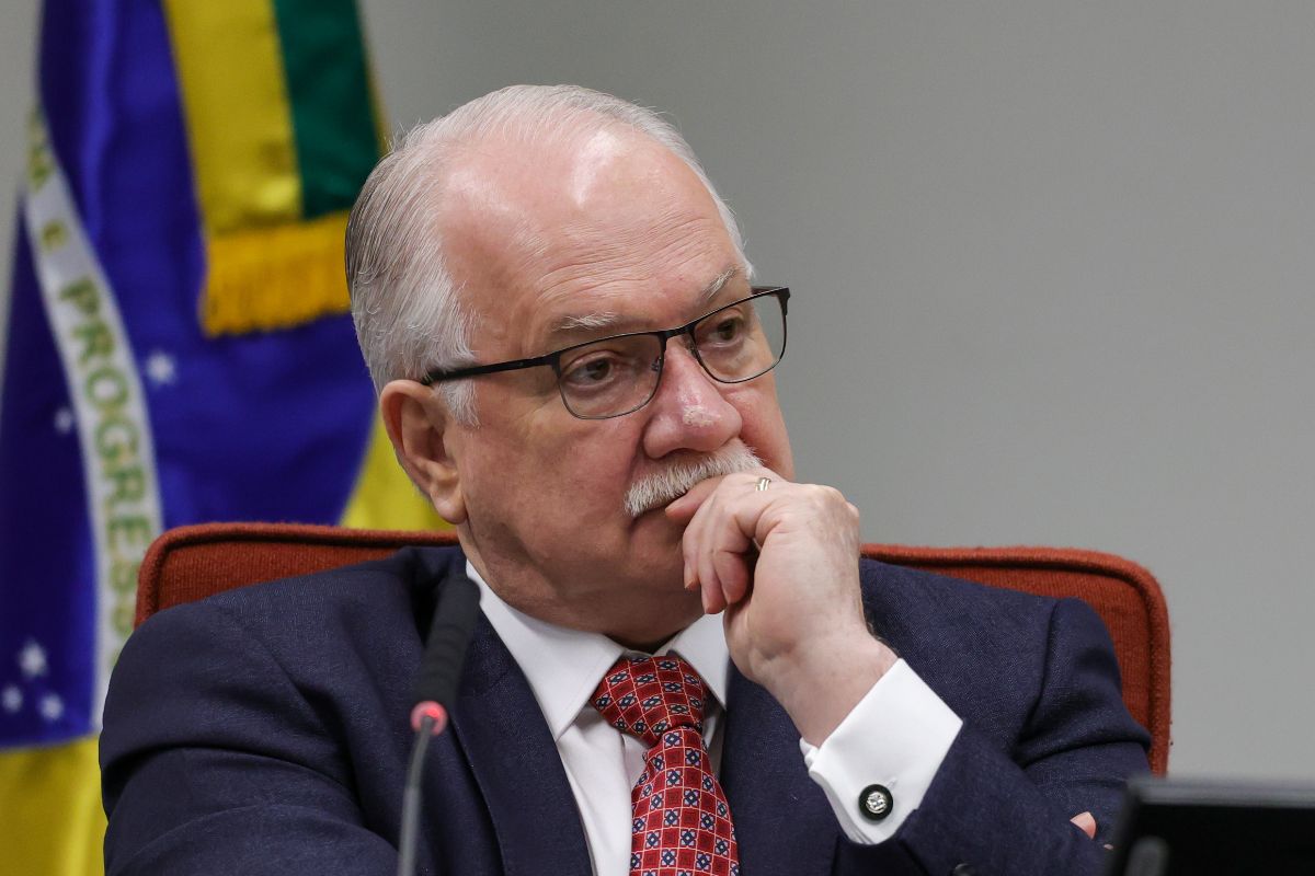 Fachin tem sido criticado por todos os lados