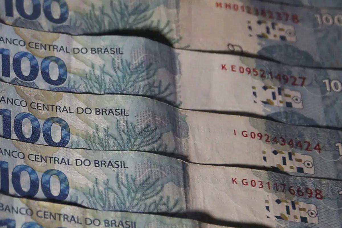 Governo federal bate recorde no mês de março com quase R$ 230 bilhões de arrecadação