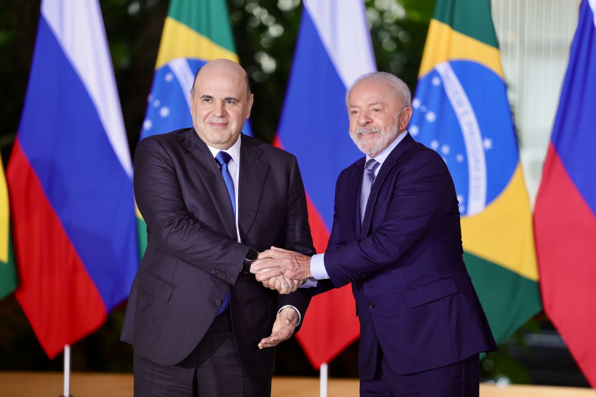 Brasil e Rússia alinham discurso contra intervenções externas na América Latina
