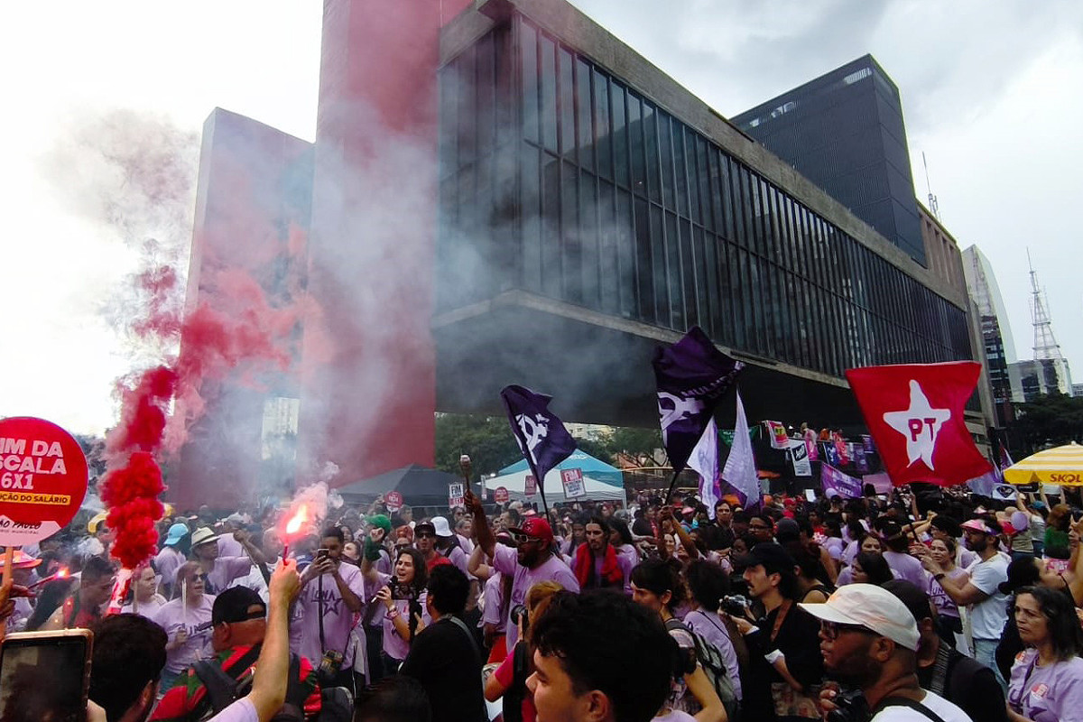 Direita enfrenta divisões, mas esquerda também convive com disputas internas