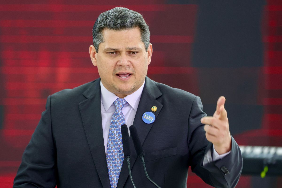 Alcolumbre exclui parte do PL da Dosimetria para evitar conflito com Lei Antifacção; entenda