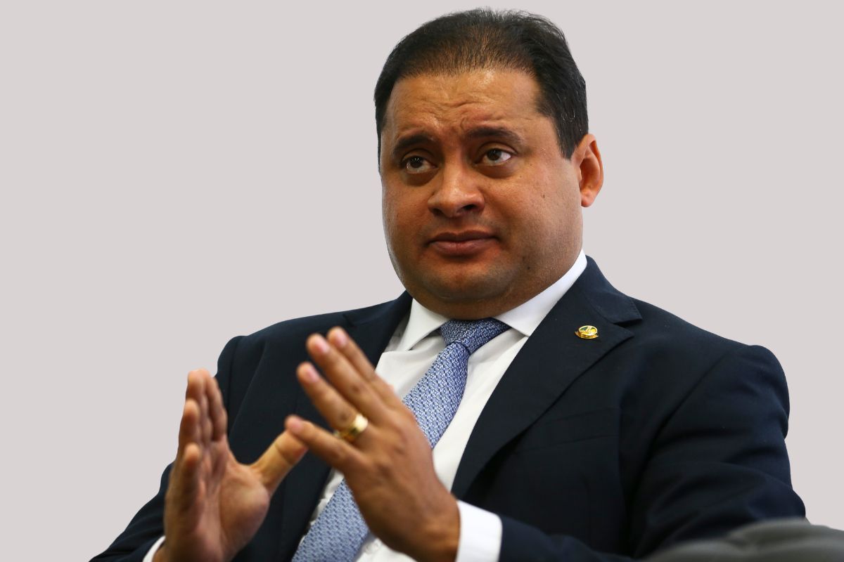 Escândalo do INSS: PF visita Weverton novamente
