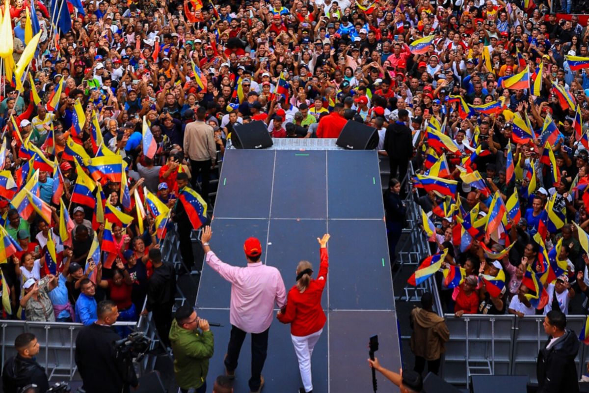 Maduro busca se proteger em meio a ameaças de Trump