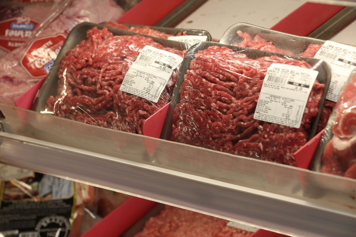 Governo corre para alterar regras sanitárias para atender exigências do mercado europeu