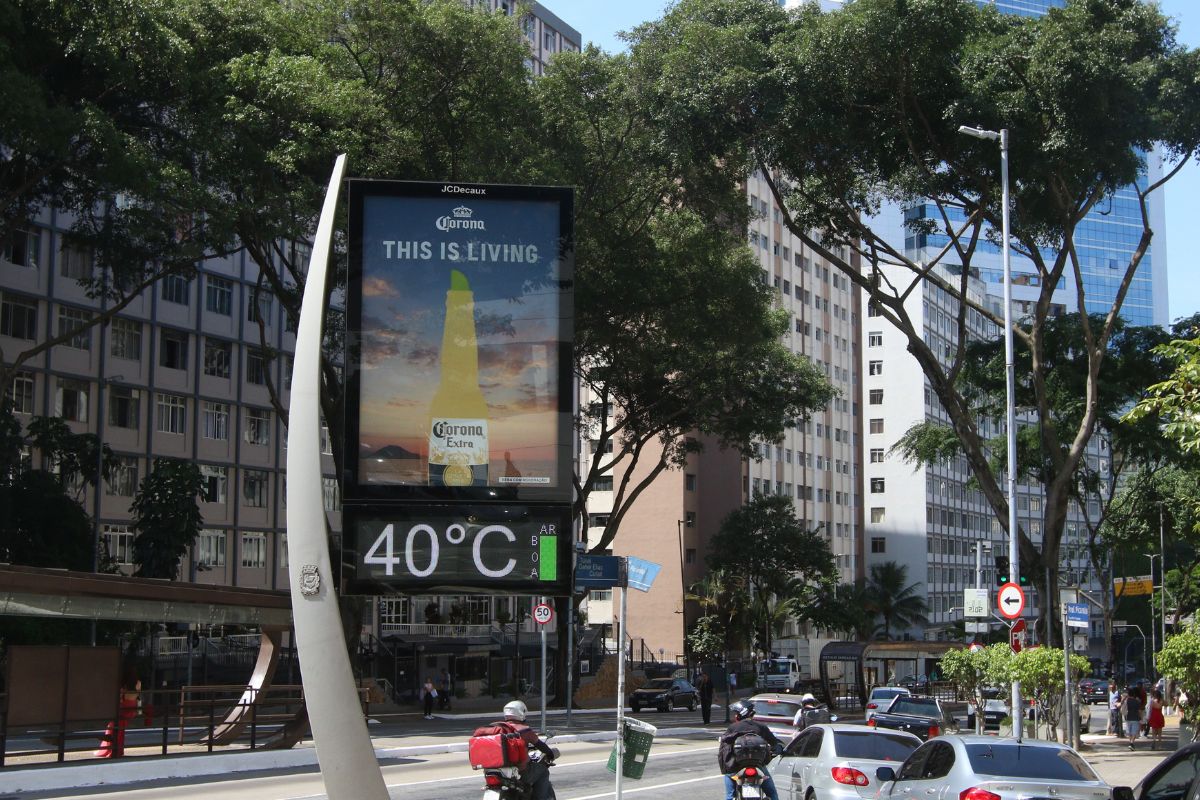 Mais de 500 mil pessoas morrem por ano em decorrência do calor, diz relatório