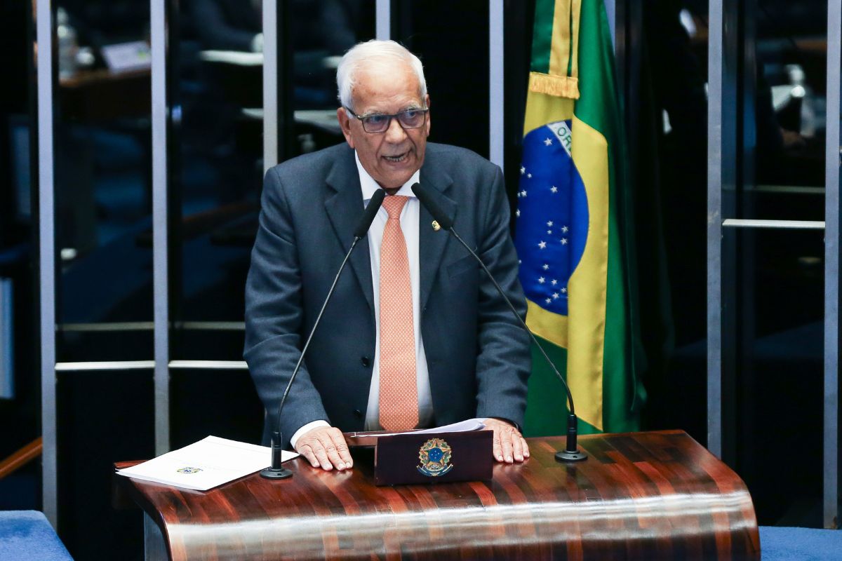 CCJ aprova proposta que limita uso de dinheiro vivo em espécie a fim de evitar práticas ilegais
