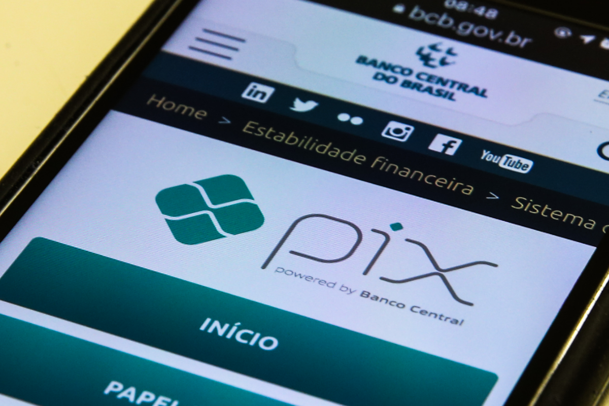 Regras para Pix parcelado serão divulgadas em outubro pelo Banco Central