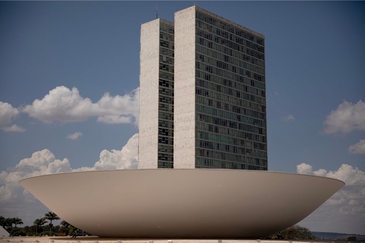 Polarização e Congresso: desafios institucionais das eleições de 2026
