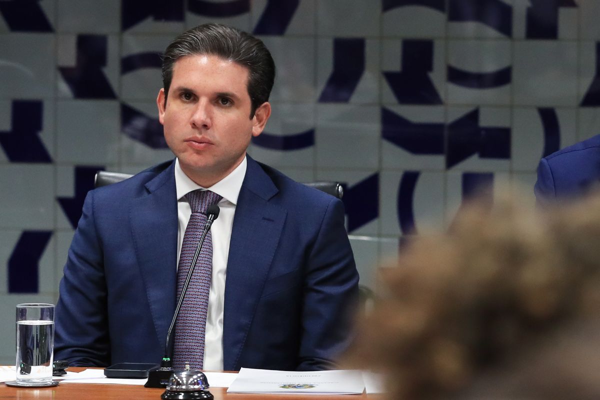 Motta define relatores dos projetos de combate à sonegação no setor de combustíveis