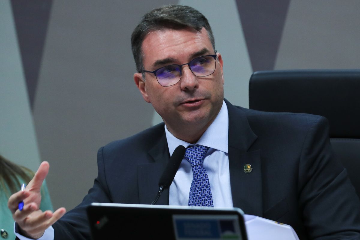 O impacto do “Efeito Áudio” na direita rumo a 2026