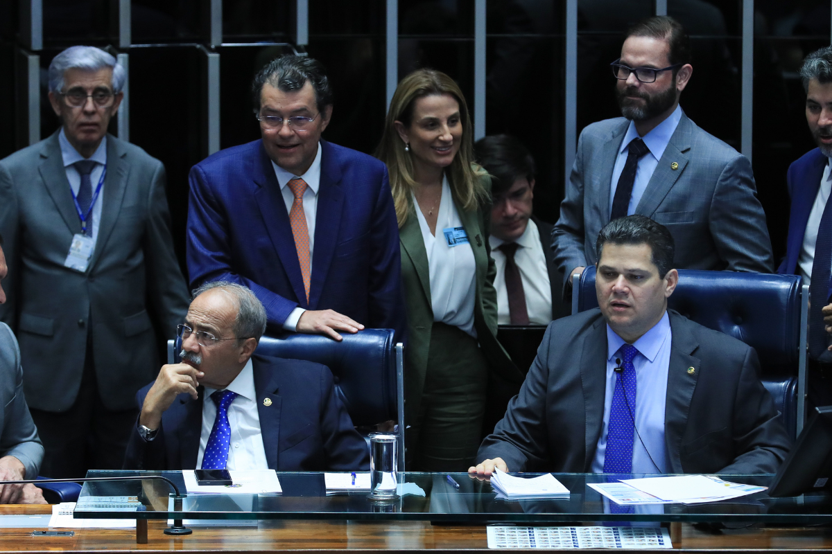 O que acontece se Senado rejeitar PL que isenta Imposto de Renda para quem ganha até R$ 5 mil?