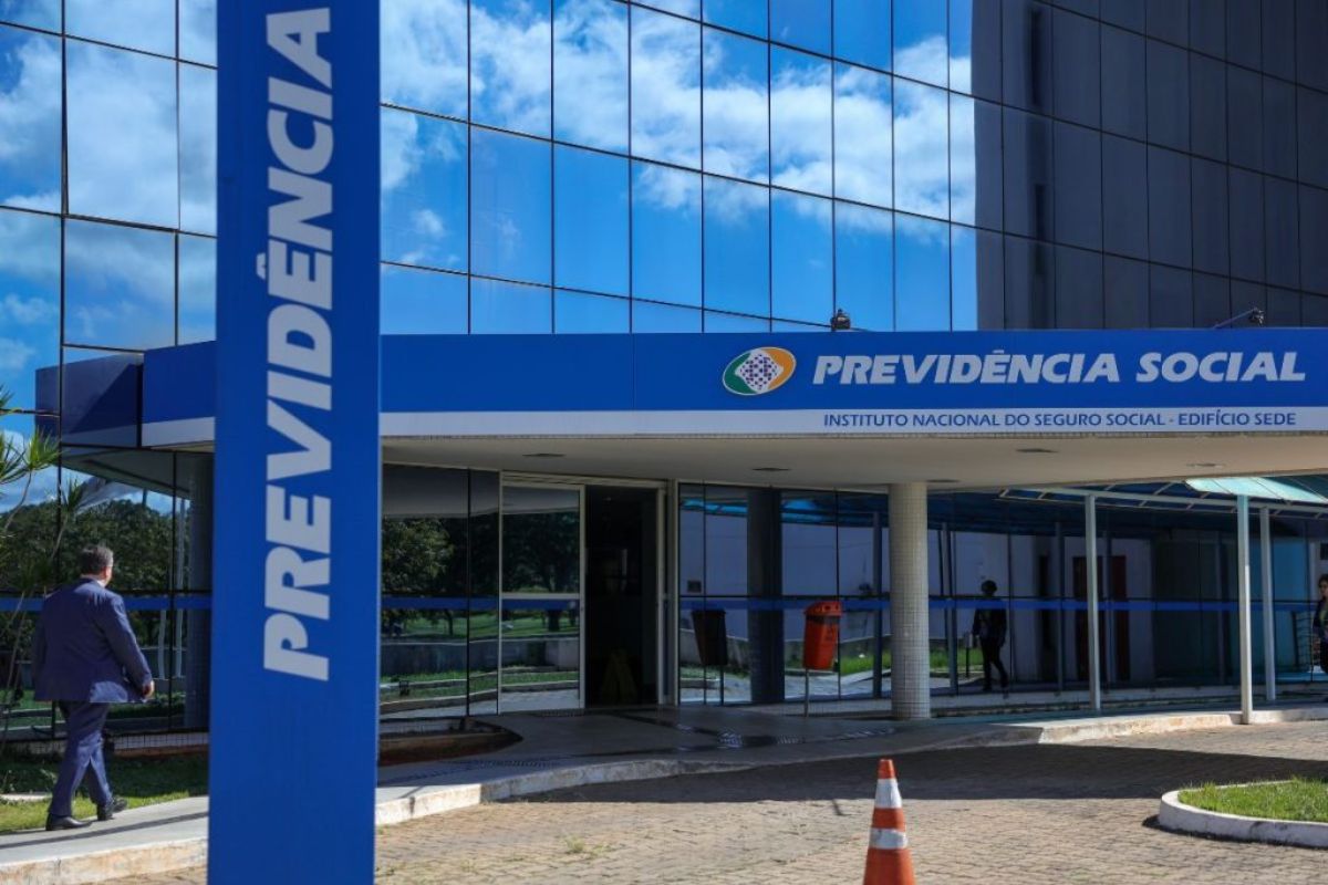 Como a decisão do STF sobre contribuições por cooperativas afeta o INSS?