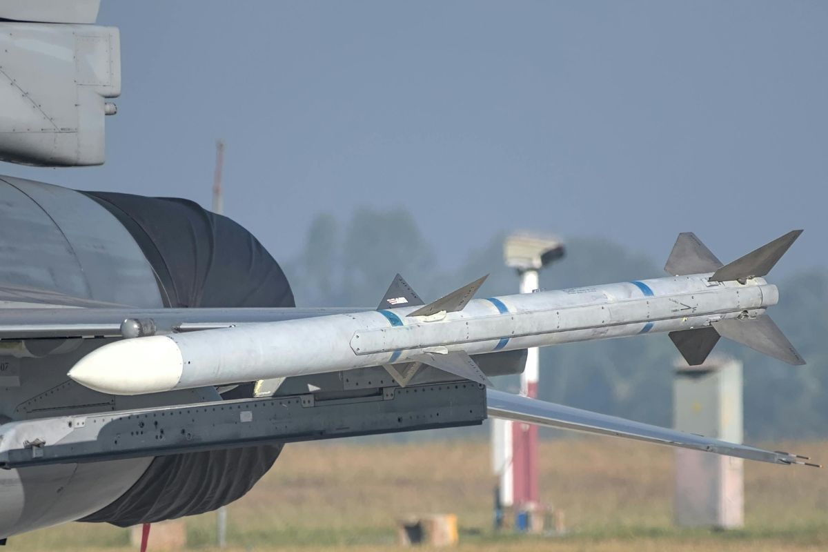 Japão dispara míssil em exercício militar com EUA e Filipinas no Mar do Sul da China