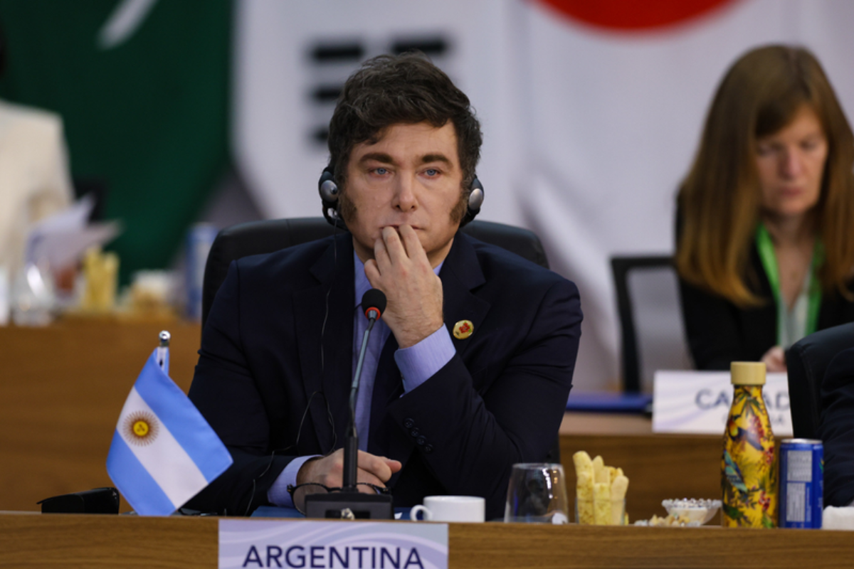 Milei aceita derrota das eleições, mas fortalecimento da oposição pode dificultar governo