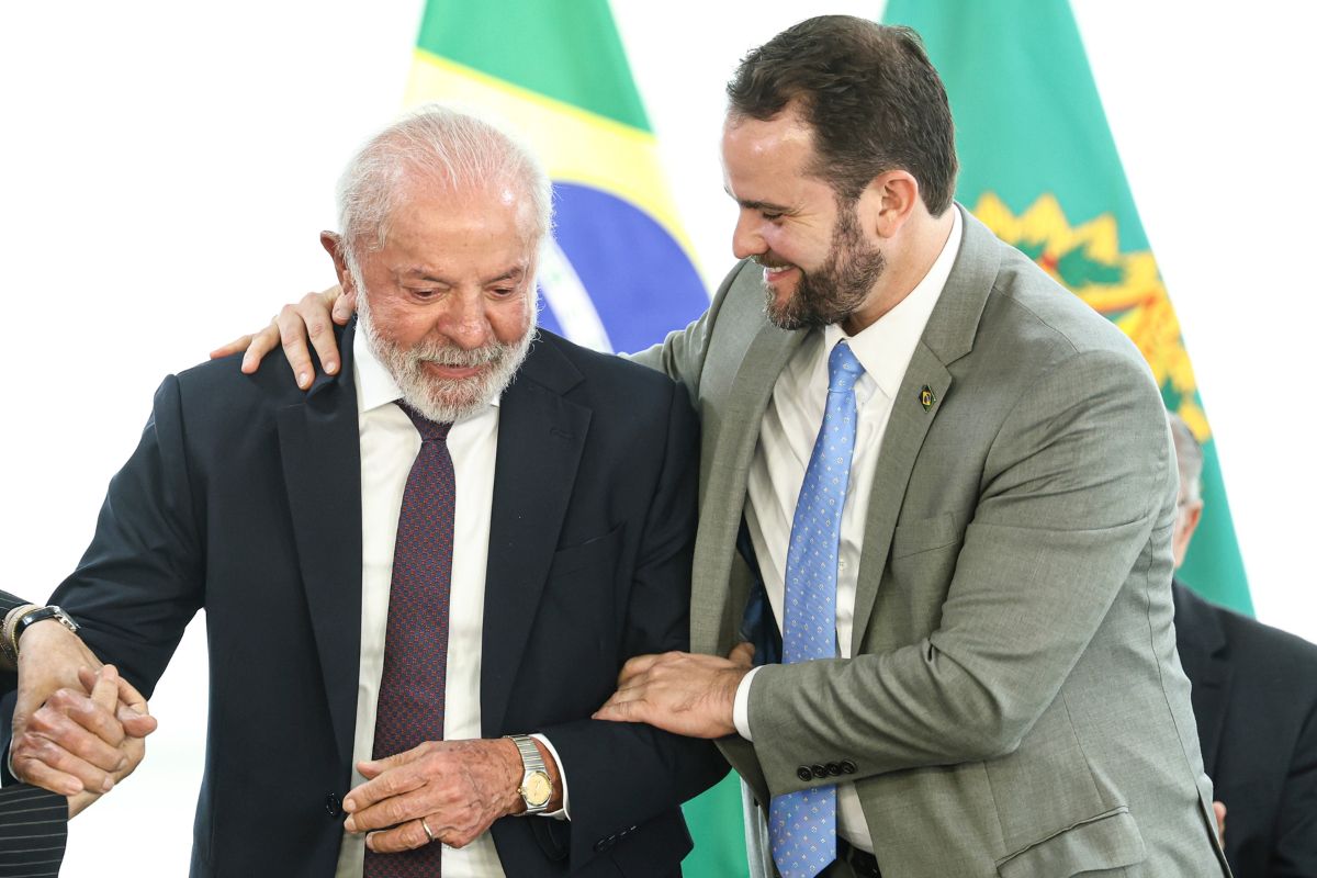 Pauta bomba: Fazenda ainda não tem solução para teto de R$ 130 mil dos MEIs