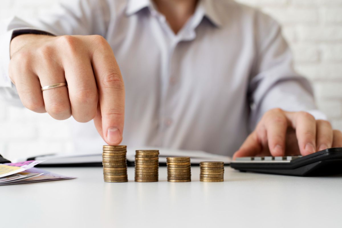 Taxas de renda fixa trazem retornos até 14,1% nesta terça; entenda