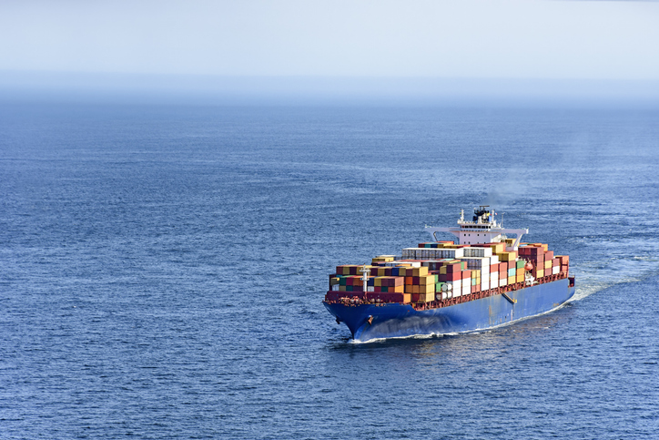 TST valida regime de folgas 1×1 para trabalhadores marítimos