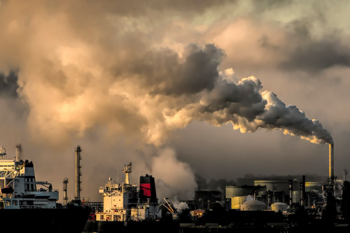 Plano Clima redesenha estratégias de investimento e operação no Brasil, aponta FecomercioSP