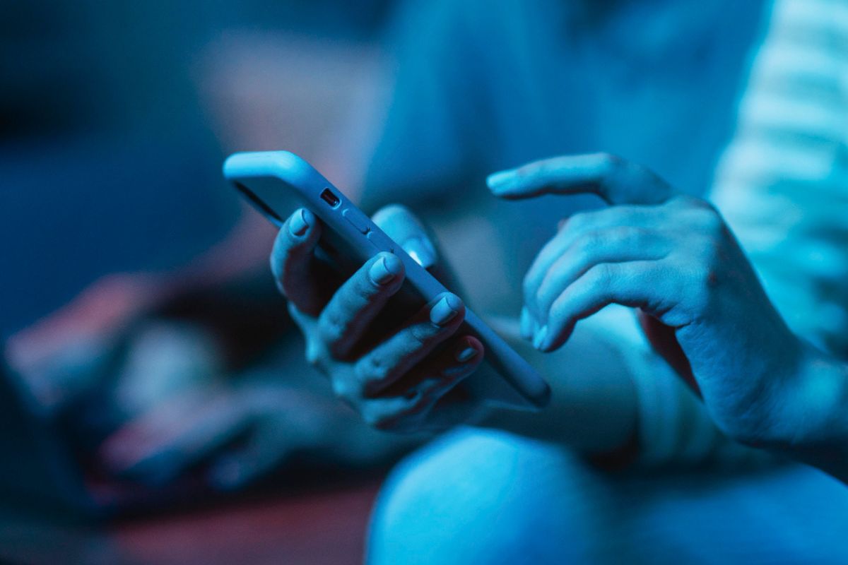Brasil segue tendência da Europa e do Japão ao regular redes sociais