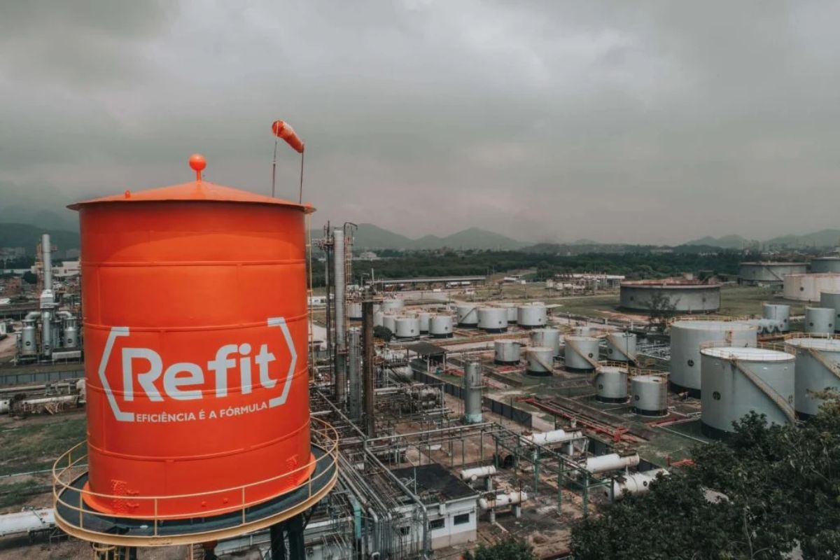 A situação da Refit só piora