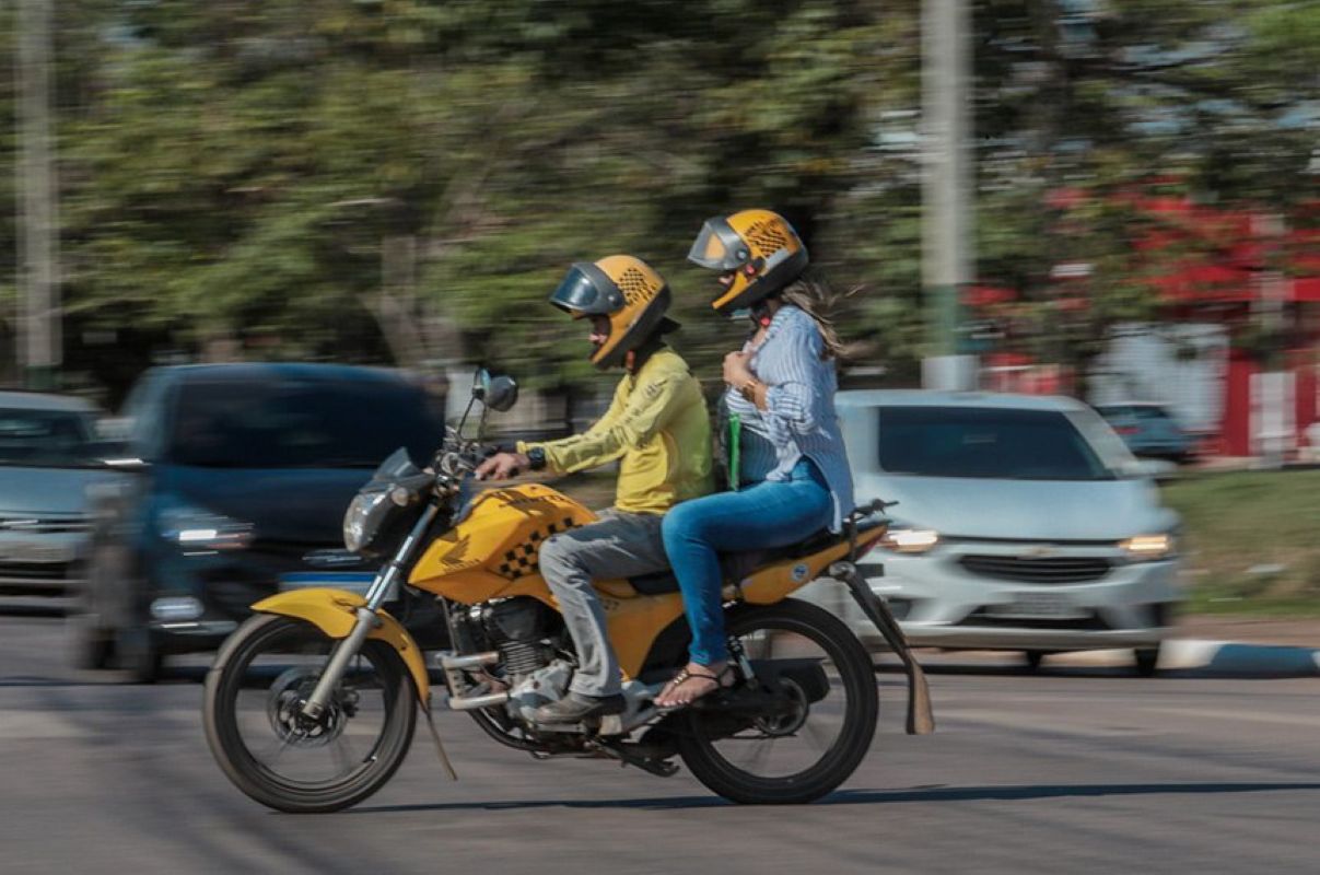 STF tem maioria para liberar mototáxi em SP