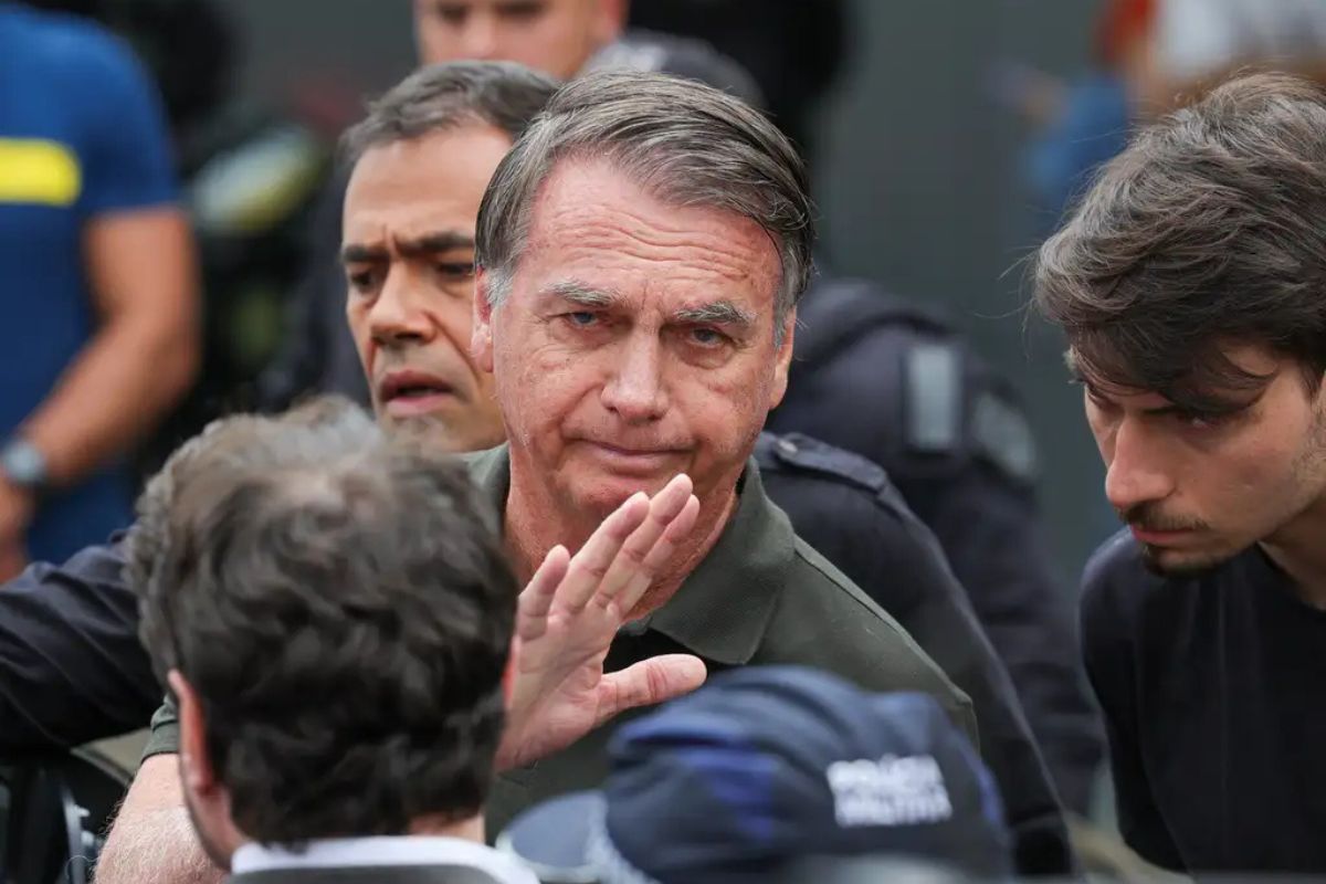 Prazo se encerra e Bolsonaro não recorre ao STF