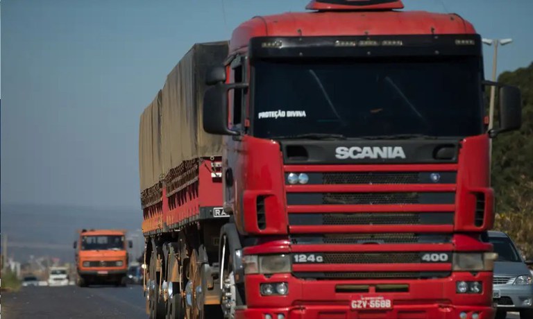 Agenda do dia: diesel, pesquisas eleitorais e julgamentos no STF