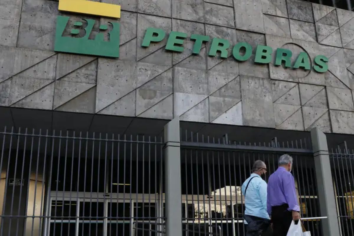 Lucro líquido da Petrobras aumenta quase 200% em 2025; entenda o que ajudou a empresa