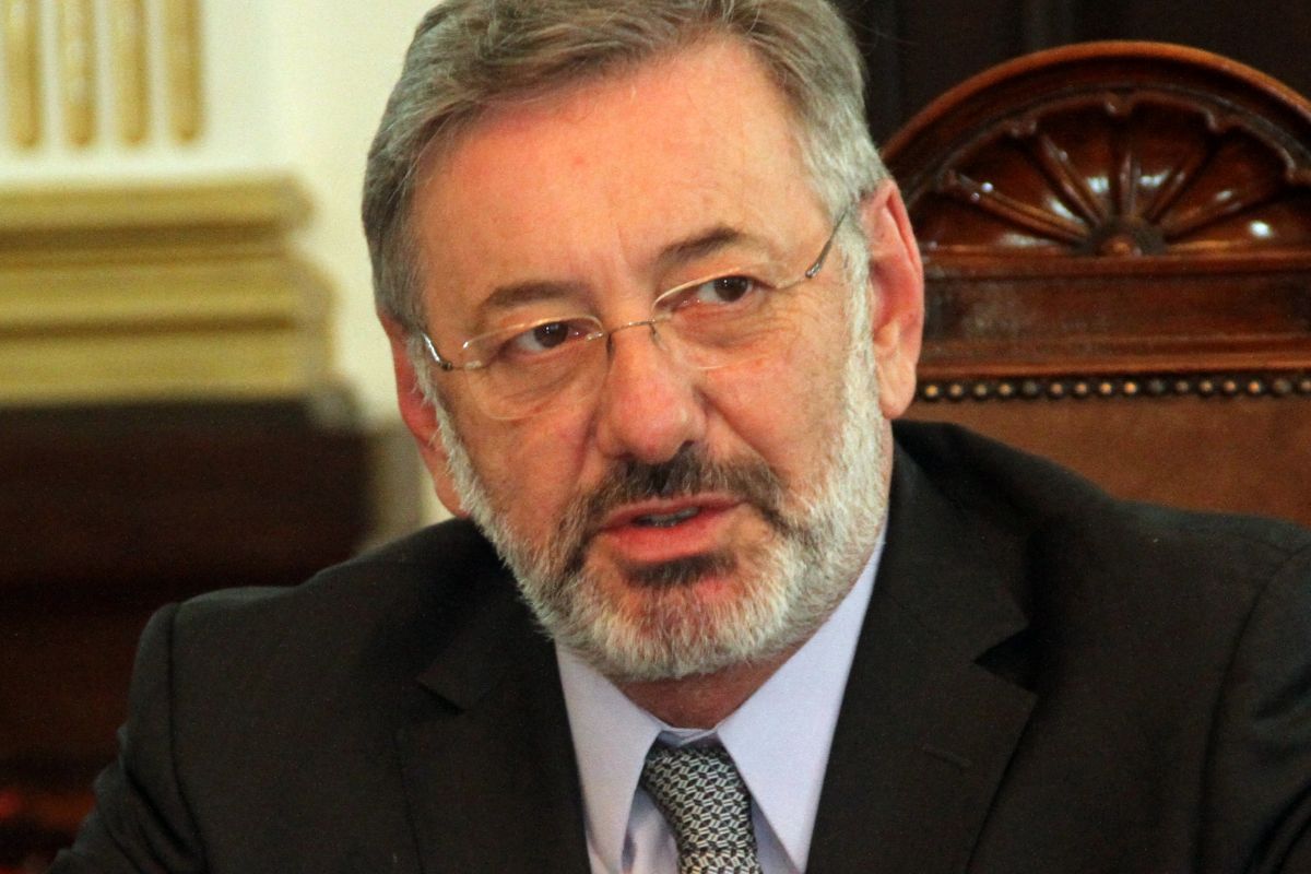 Foco do novo ministro do MDIC fica na política industrial e mudanças no NIB