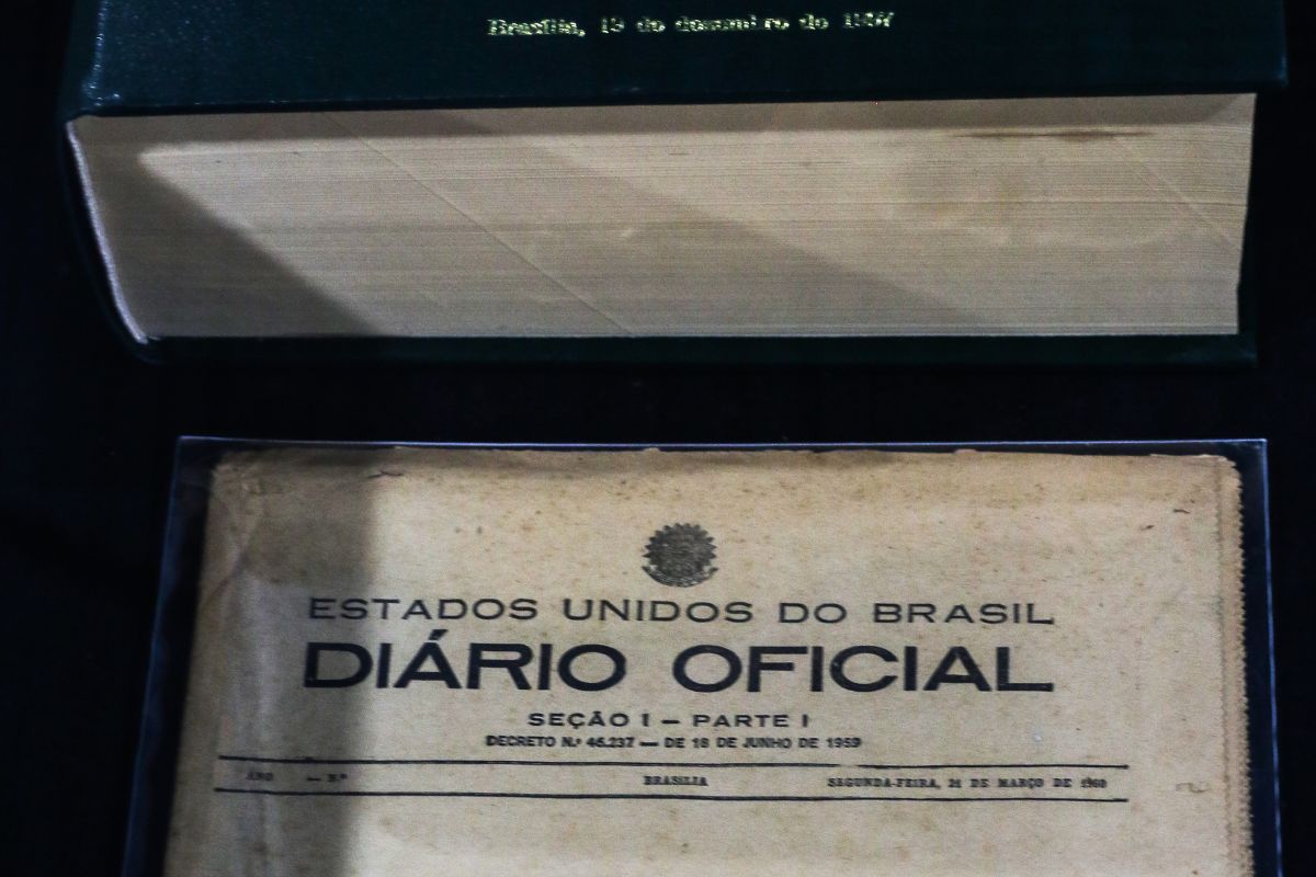 Diário Oficial da União: entenda o que é e como funciona