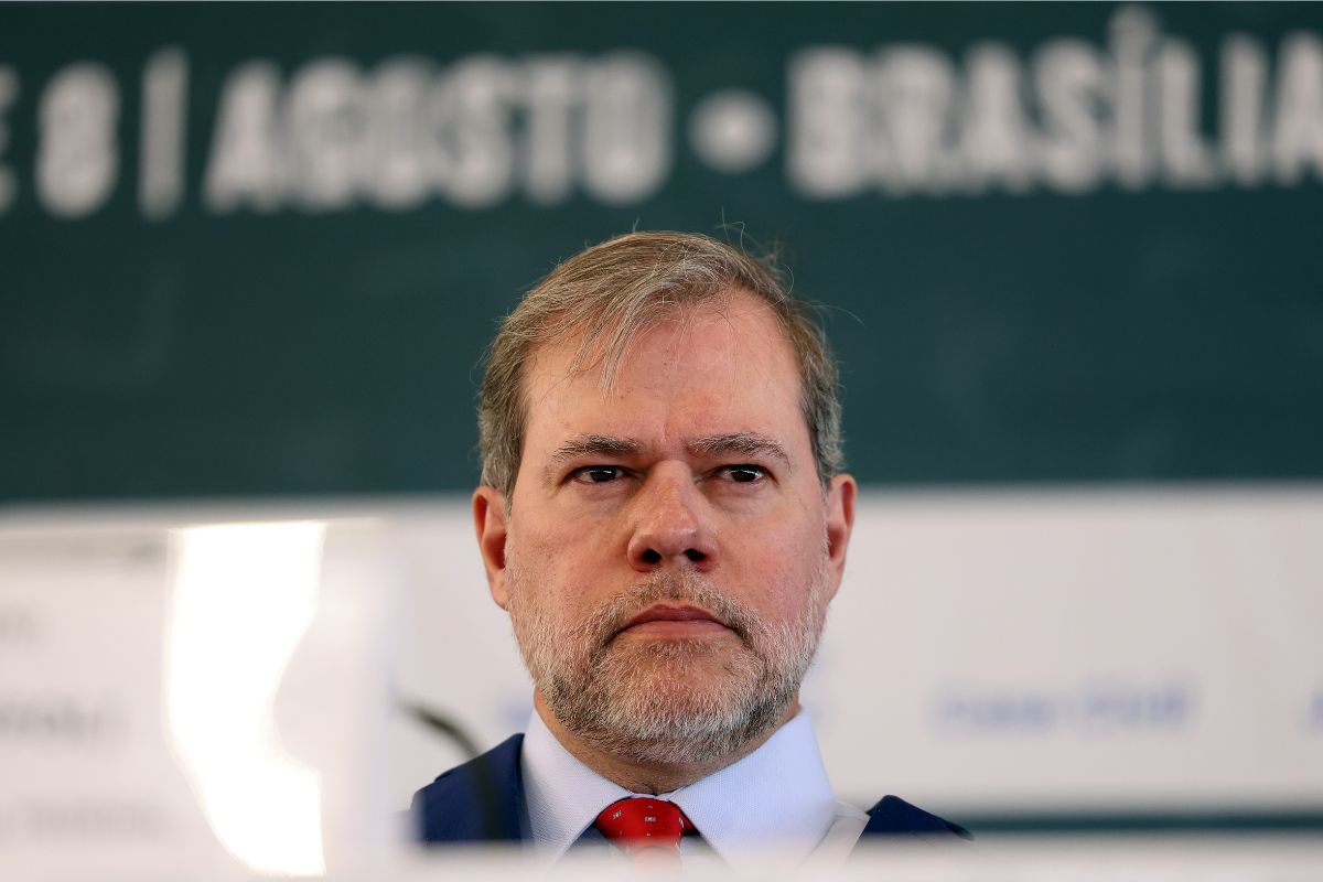 Toffoli mantém PF à frente da decisão sobre acareação no caso Master