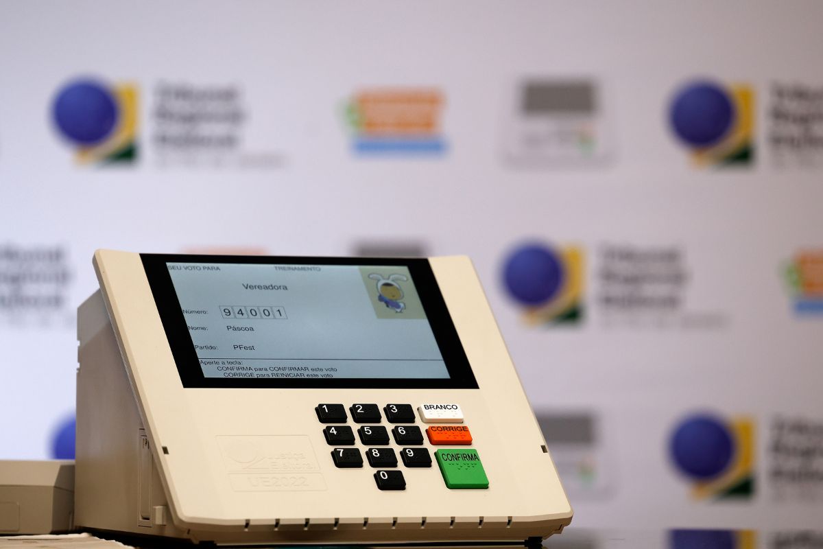 Como funciona a contagem de votos eletrônicos no Brasil?