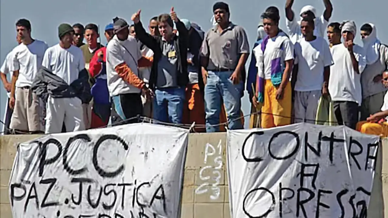Como o Brasil combate o crime organizado atualmente?