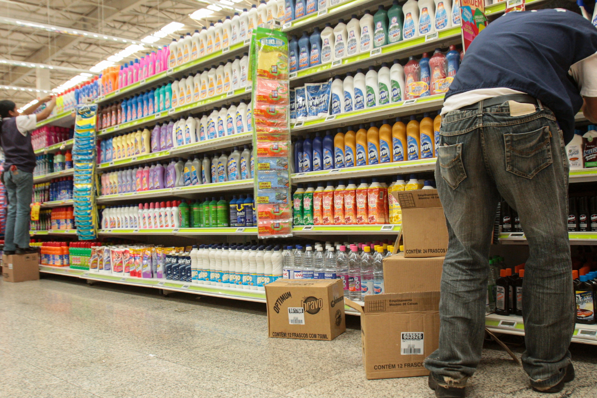 Mercado financeiro reduz previsão de inflação para 4,72% em 2025
