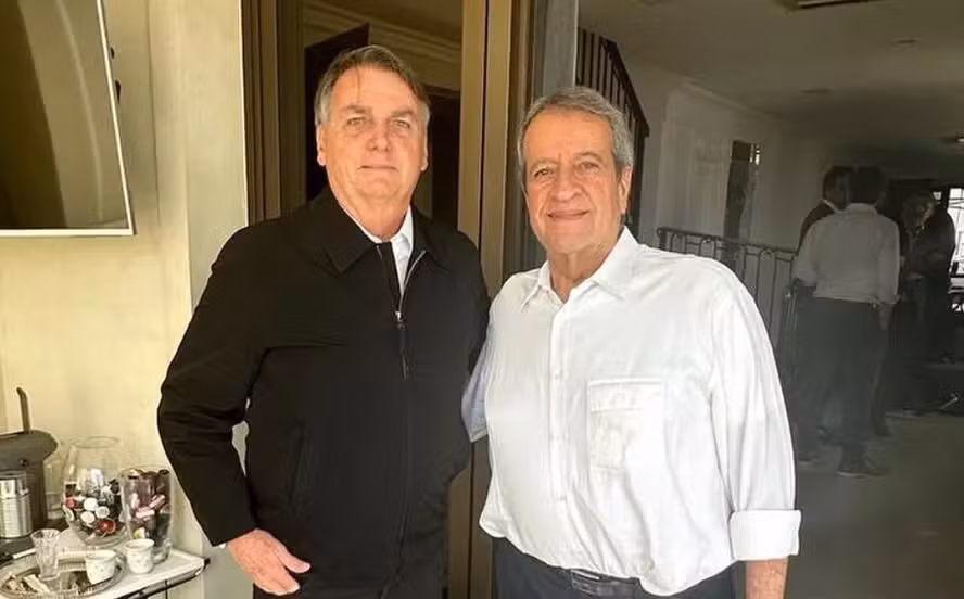 Valdemar Costa Neto aparece entre os dirigentes partidários mais bem pagos em 2025
