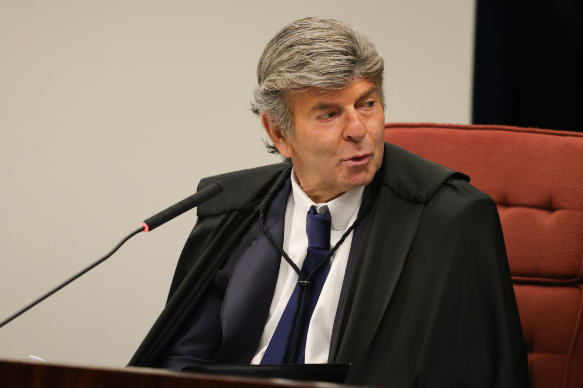 “Data Dump” entra no radar jurídico após voto de Fux no julgamento do 8 de janeiro
