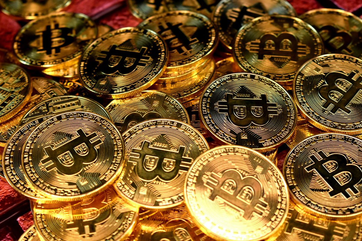 Bitcoin sobe com especulações sobre reservas da Venezuela