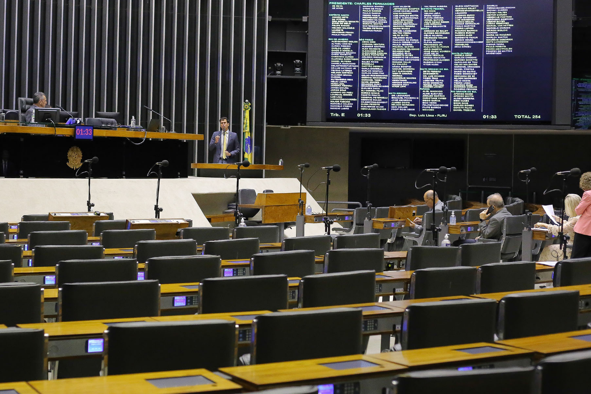 Como nascem as leis no Brasil: do projeto à sanção presidencial