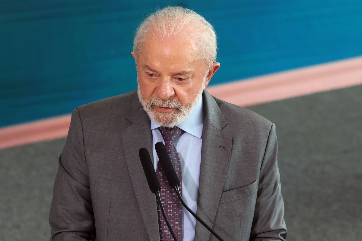 Agenda do dia: Lula homenageia Mujica, caminhoneiros se reúnem e Haddad lança pré-candidatura