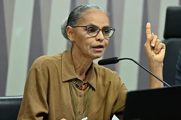 Saída de Marina do Meio Ambiente abre nova fase