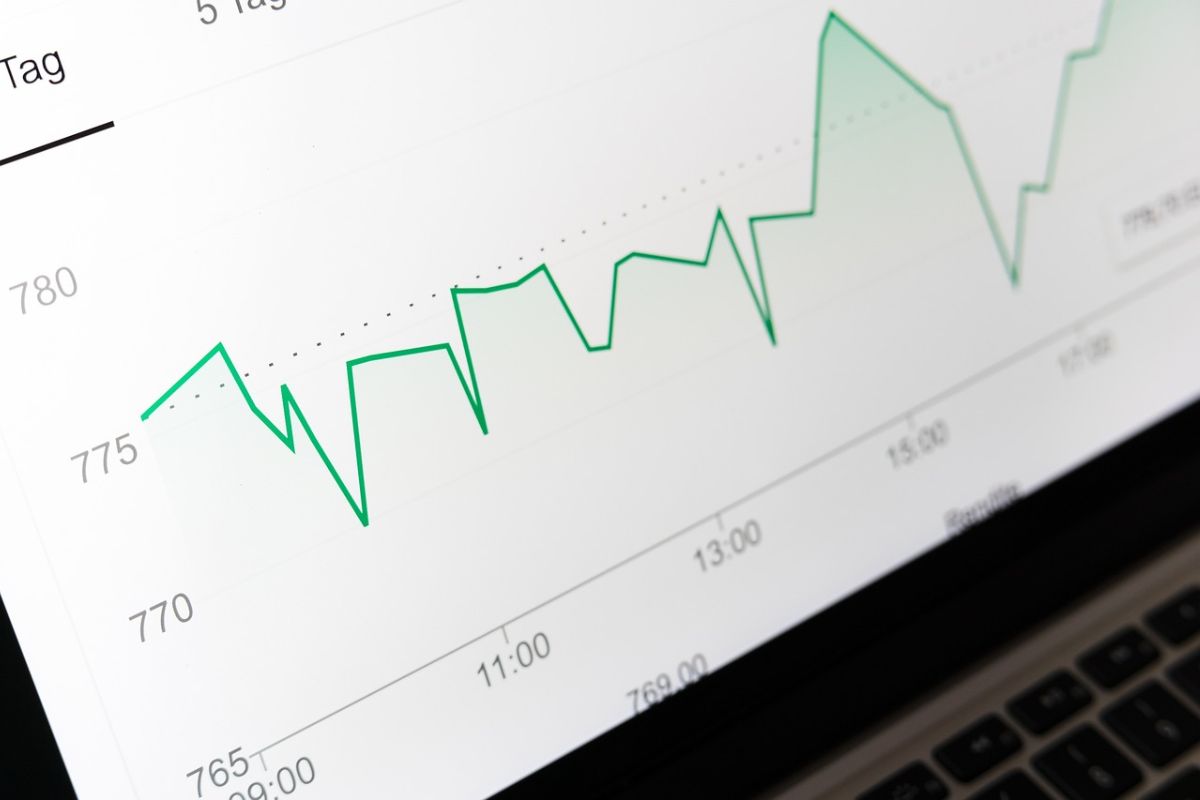 Juros futuros seguem sem liquidez na última semana do ano; veja como fecharam as taxas DI