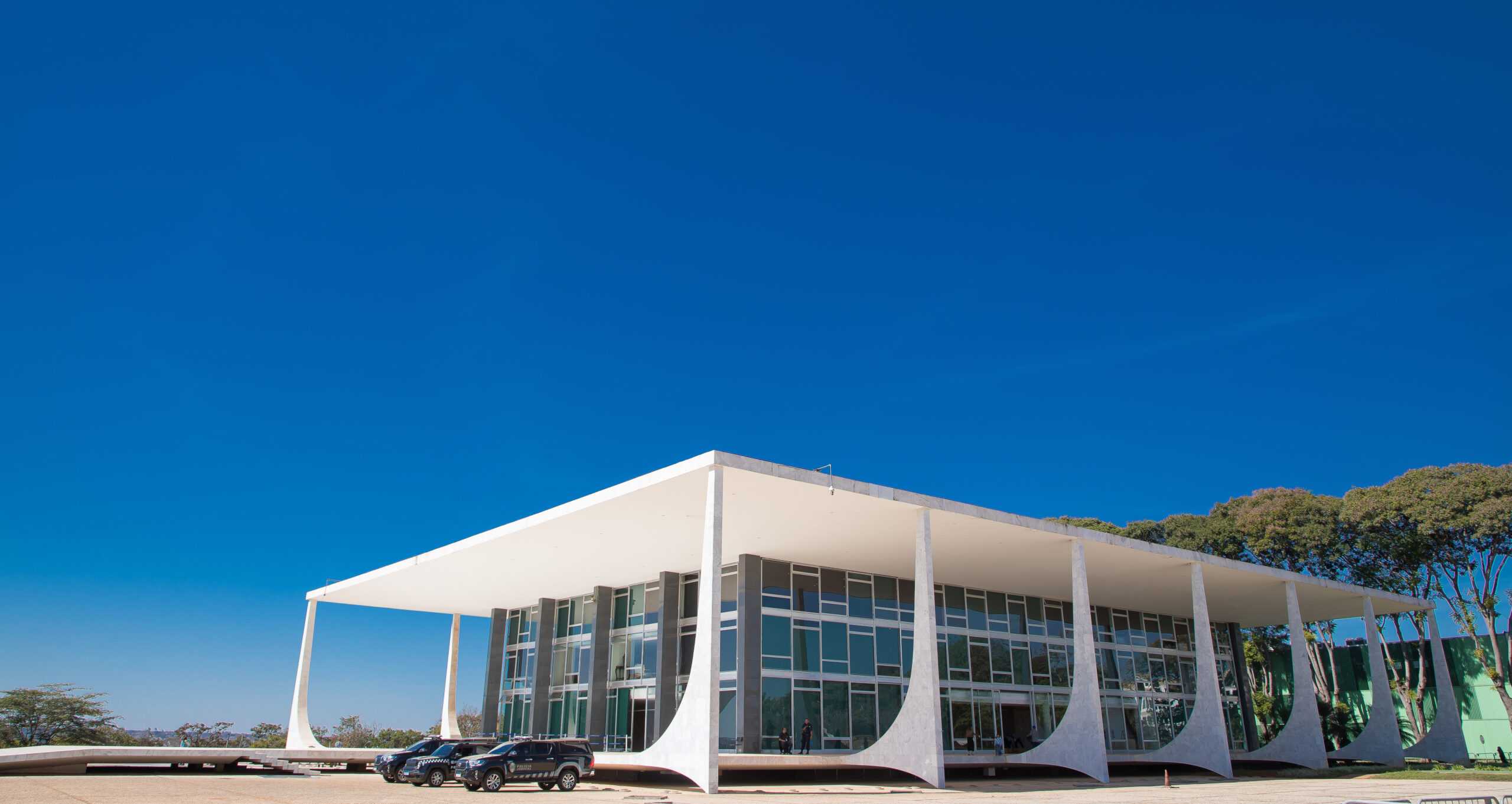 STF suspende julgamento sobre isenção parcial da contribuição de servidores com doenças graves