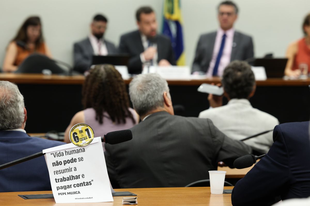 Fim da escala 6×1 em pauta nesta semana: quais os próximos passos?