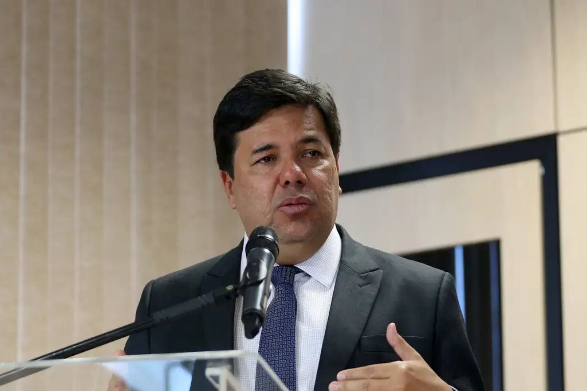 Mendonça Filho propõe mudanças na PEC 18/25 para evitar concentração de poderes