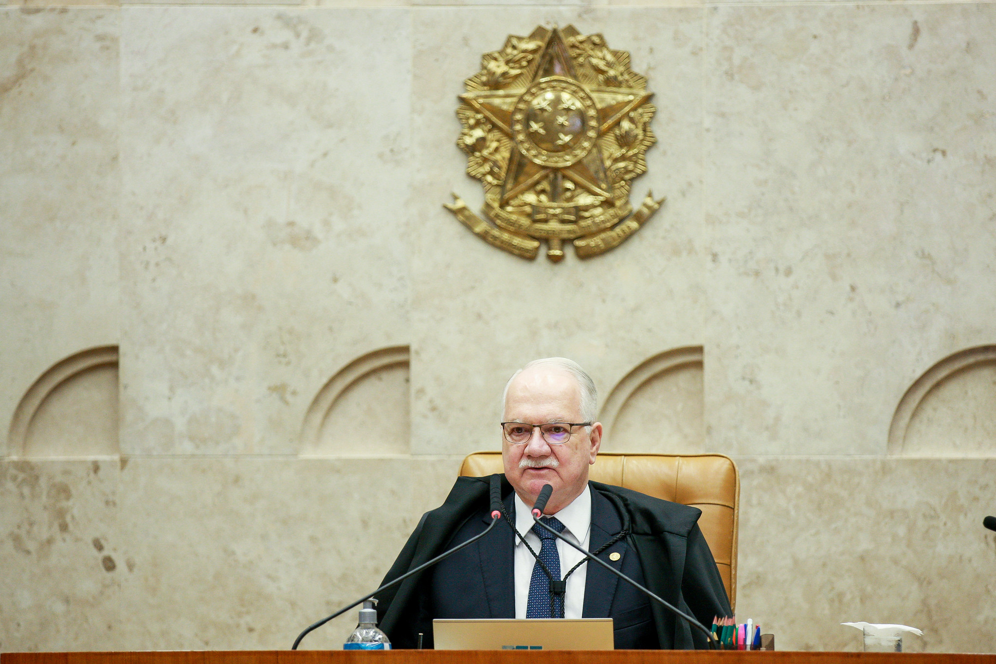 Fachin defende Toffoli de ataques por conta do caso Master