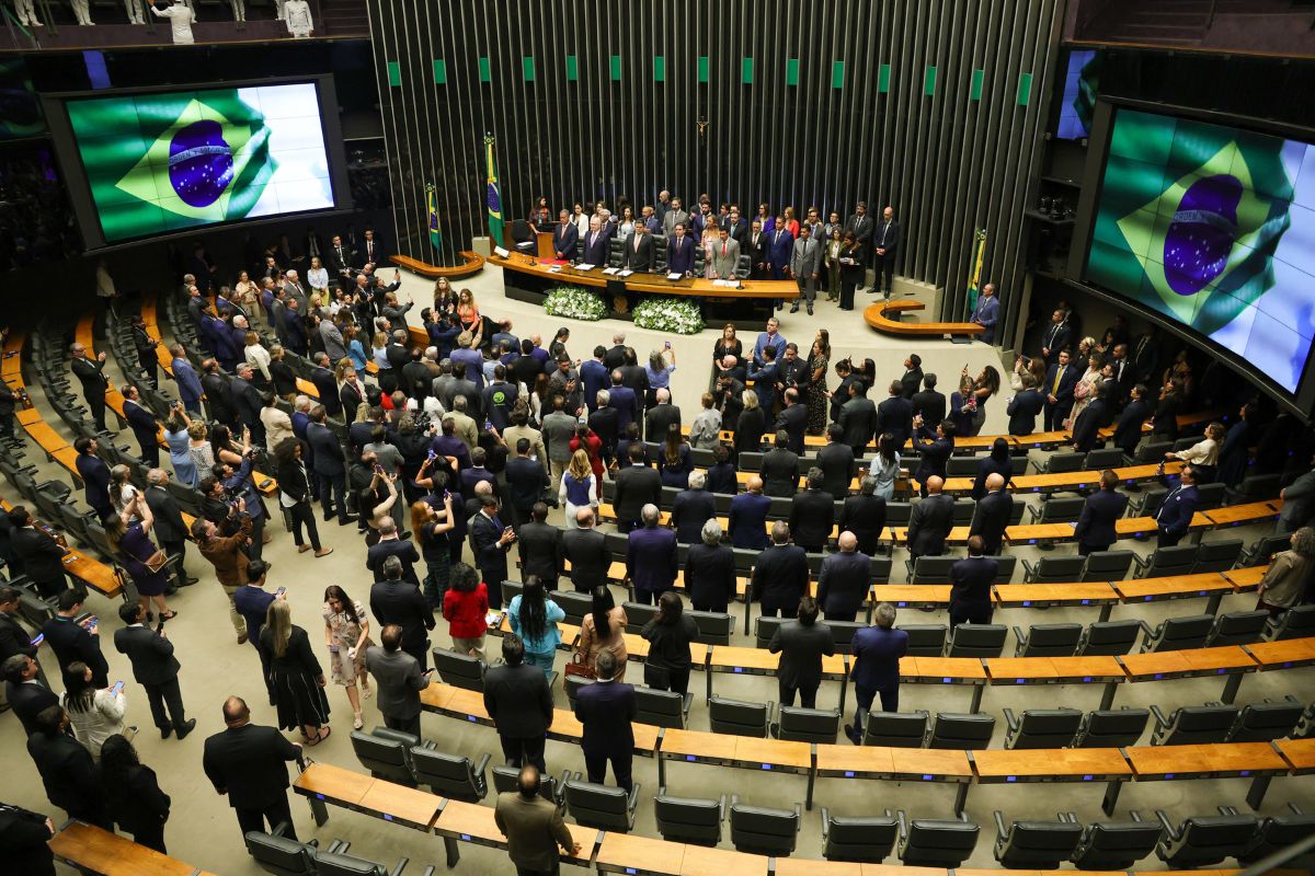 Congresso derruba veto de Lula ao PL da Dosimetria e texto segue para promulgação