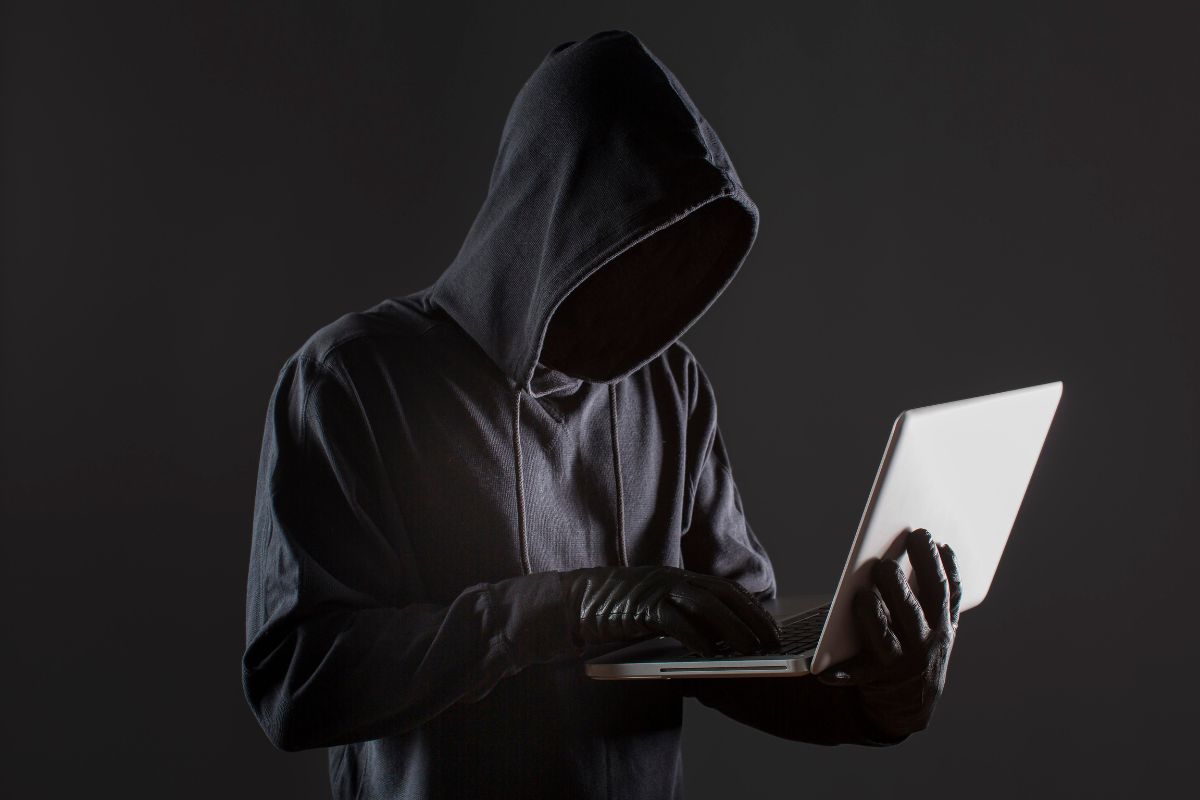 Brasil registra 700 milhões de ataques virtuais em um ano, aponta relatório da NordVPN