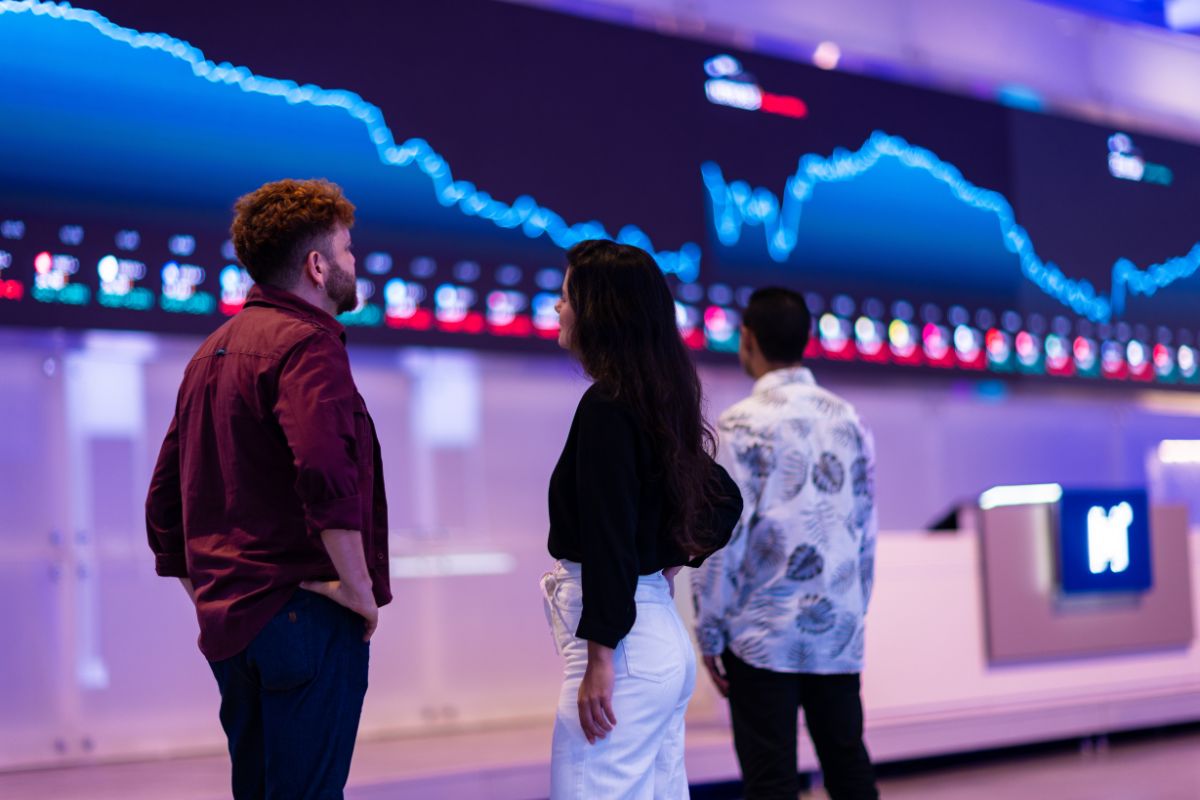 Ibovespa bate novo recorde de alta com melhor cenário geopolítico