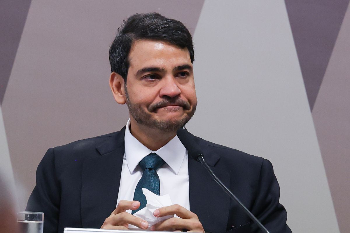 Após derrota no STF, Jorge Messias reassume posto no governo e espera definição de Lula sobre próximo cargo